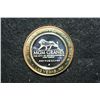 Image 2 : MGM Gram "Nobhill", Limited Edition Two-Tone $10 Gaming Token, .999 Fine