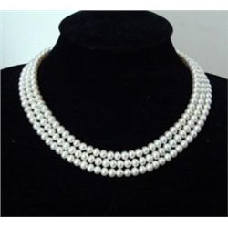 Beautiful Three Strand 8-9mm White Akoya Ocean Pearl Ne