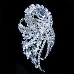 Lovely Vintage Style Swarovski Crystal Floral Brooch