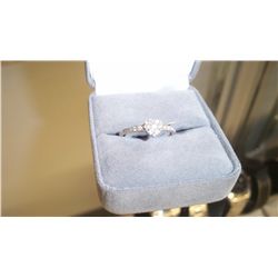 Diamond White Gold Heart Ladies Ring