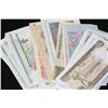 Image 2 : Foreign Bank Note, various dates, conditions & denominations, lot of 100 from 100 different countrie
