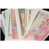 Image 2 : Foreign Bank Note, various dates & denominations, lot of 100 from 100 different countries, crisp & U