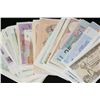 Image 2 : Foreign Bank Note, various dates & denominations, lot of 100 from 100 different countries, crisp & U