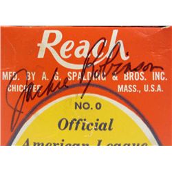 VINTAGE REACH BASEBALL BOX SIGNED BY ROBINSON W/ COA