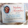 Image 3 : VINTAGE MADAME ALEXANDER "DOLLEY MADISON" DOLL IN ORIGINAL BOX
