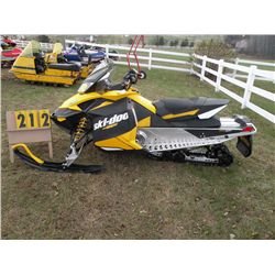 2012 Ski Doo MXZ 600 Sport     SN- 2BPSBHCA3CV000212