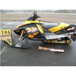 2004 Ski Doo Summit 800    SN- 2BPS285574V000019