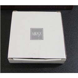 Mikasa Parisian Iris, Round Candy Dish - New