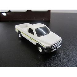 Ertl 2507U  John Deere - 1/64th Scale Dodge Truck