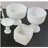 Image 1 : Lot Of 4 Pieces Of Milk Glass