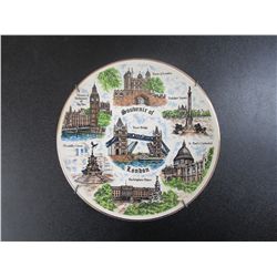 8" London Souvenir Plate With Hanger