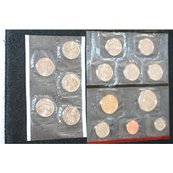 2000-P US Mint Coin Set, Incomplete, missing quarters & 2000-D Mint Coin Set, Complete, UNC