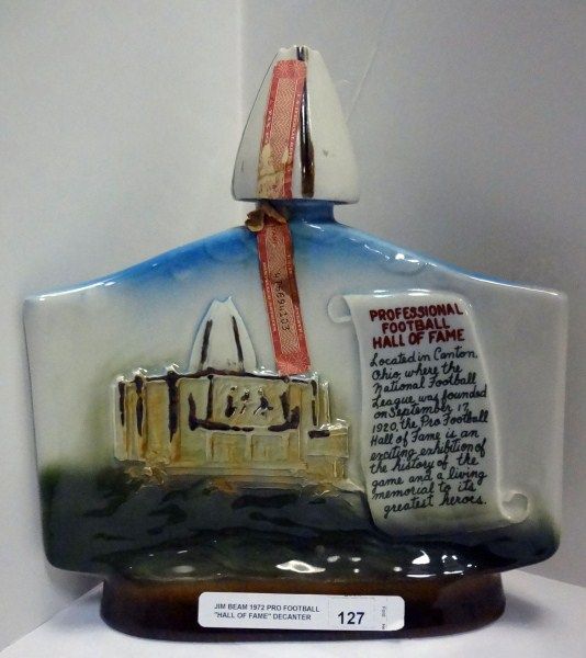 JIM BEAM 1972 PRO FOOTBALL "HALL OF FAME" DECANTER