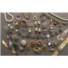 Image 1 : Cultured pearl necklace A single strand of...