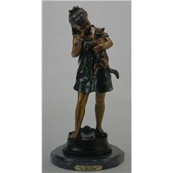 "Girl Holding Cat" Bronze Sculpture - Jeranier