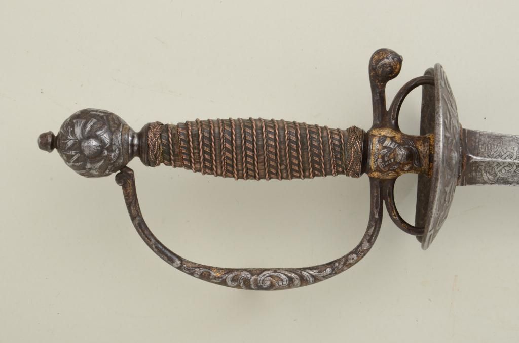 18th century small sword, probably French, measures 37