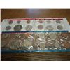 Image 2 : 1971 & 76 US MINT SETS (UNC) P/D (WITH ENVELOPES)