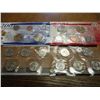Image 2 : 2001 US MINT SET (UNC) P/D (WITH ENVELOPE)