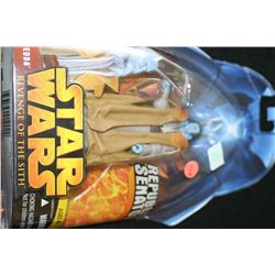 2005 Star Wars Republic Senator Mas Amedda Action Figure; Revenge of the Sith