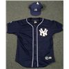 Image 1 : New York Yankees Jersey and Adjustable Hat