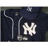 Image 2 : New York Yankees Jersey and Adjustable Hat