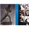 Image 2 : Travis Hafner Hartland Statue Frank Thomas Bobble Head