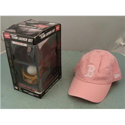 Boston Red Sox Rawlings Collectible Team Locker Set Hat