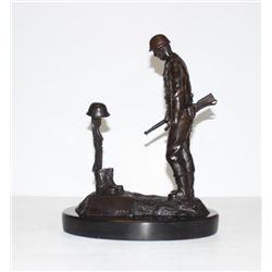 Excellent Bronze Sculpture Fallen Soldier World War II