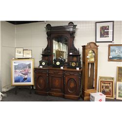 ANTIQUE HUNTING MID 18TH CENTURY ARMOIRE