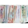 Image 1 : Foreign Bank Note, Various Dates, Conditions & Denominations, Lot of 25
