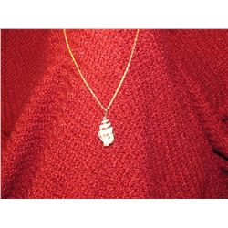 Unique Shell Gold Pendant