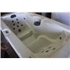 Image 2 : 2 PERSON, 18 JET HOT TUB