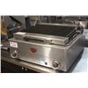 Image 1 : WELLS S/S ELECTRIC GRILL