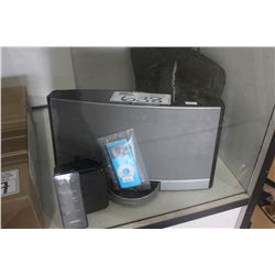 BOSE SPEAKER DOCK, IPOD & CASE