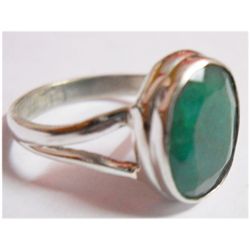 Natural 15.70 ctw Emerald Ovel Ring .925 Sterling