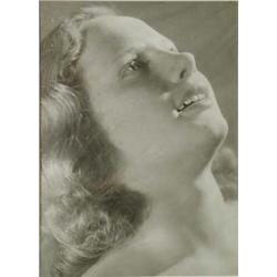 DORA MARKOVIC MAAR (1907-1997) / Frauenportrait