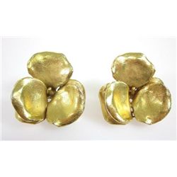 Vintage LANVIN PARIS Gold Plated Flower Clip On Earring