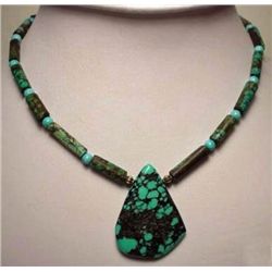 High quality Turquoise Pendant and Bead Necklace MWF173