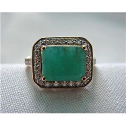Ravishing 4.65 cts Emerald and .60cts Diamond ring in 1