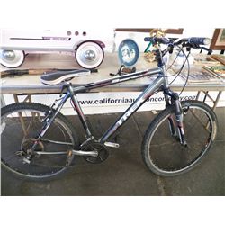 Boy's Treck 26 " Bike