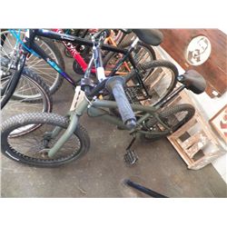 Boy's Diamond Back 20" Bike