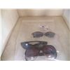 Image 1 : 3- Pair of Sunglasses