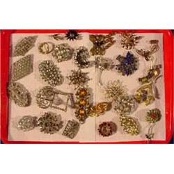 Lot 371_: Costume Jewelry Lot