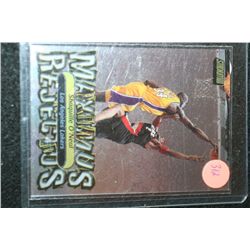 2001 NBA Topps Maximus Rejectus Shaquille O'Neal-Los Angeles Lakers Basketball Card