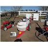 Image 1 : Fimco pull-type yard sprayer