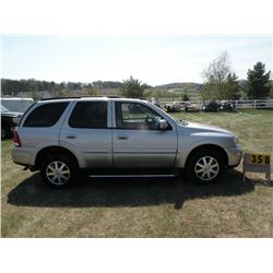 2005 Buick Rainier CXL     SN- 5GADT13S352158714