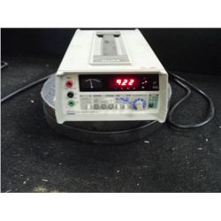 FLUKE 8921A VOLTMETER