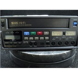 HITACHI VCR