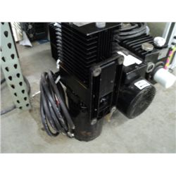 ALCATEL 2012CP VACUUM PUMP