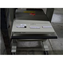 TEKTRONIX K420 LAB INSTRUMENT CART
